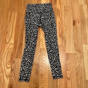 Salutation Stash Tight